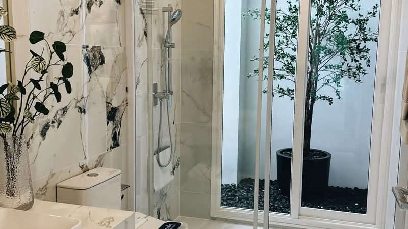 农村光伏发电加盟代理：费用构成与选择要点**